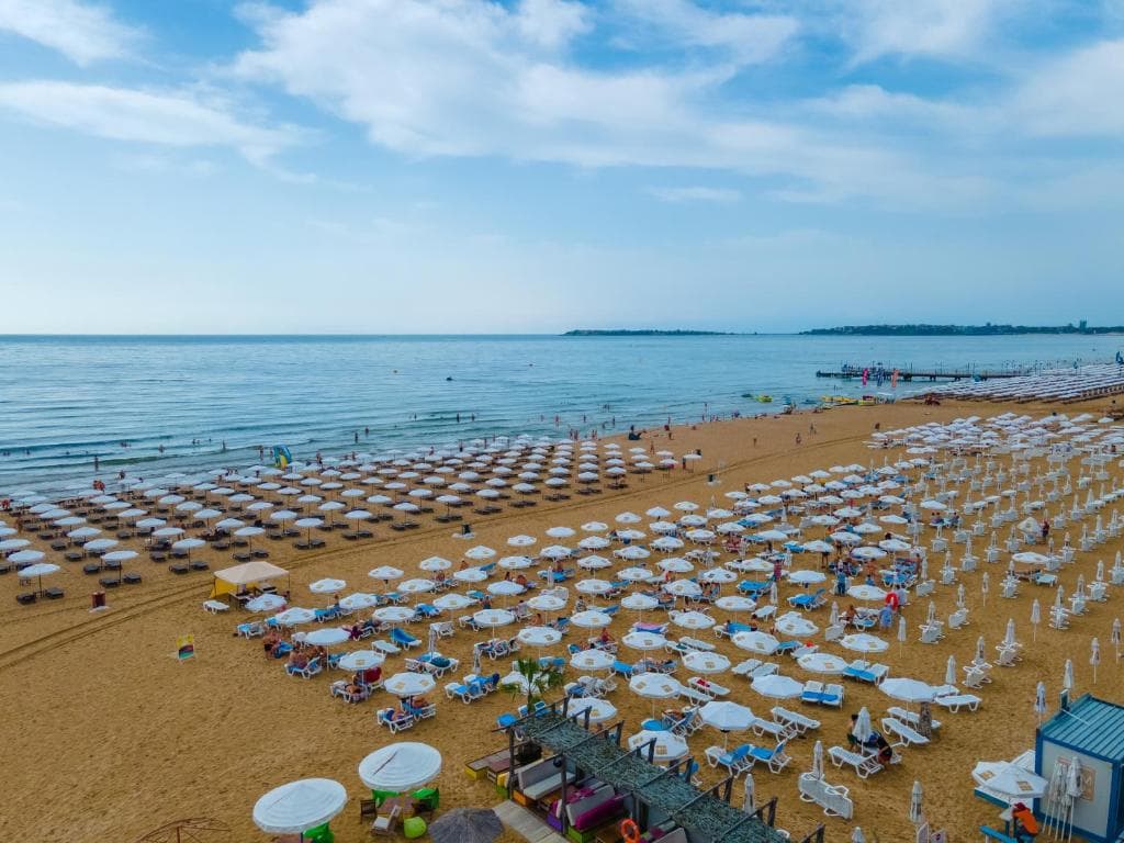 Болгария с бесплатными шезлонгами☀️